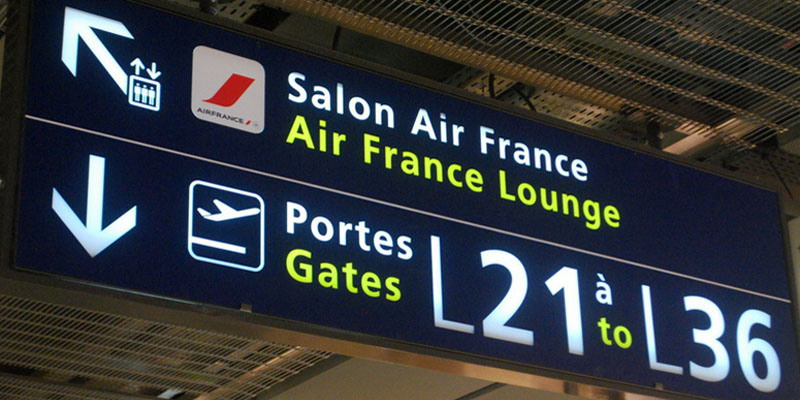 Illustration for article titled Why the Same Three Typefaces Are Used In Almost Every Airport